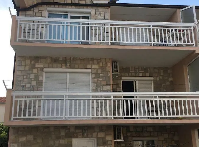 Zdenka Apartment Split